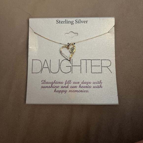 To My Daughter Heart and flower Necklace - Picture 1 of 2